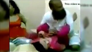 شيخ باكستاني سلفي ينيك شرموطة مقابل المال