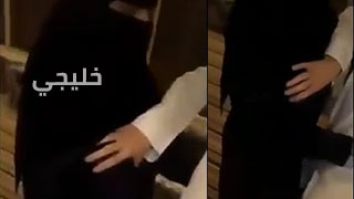 خلايجة ماخذين راحتهم - سكس خليجي