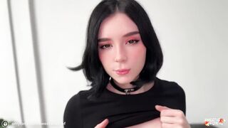 فتاة الهلاك سويتي فوكس